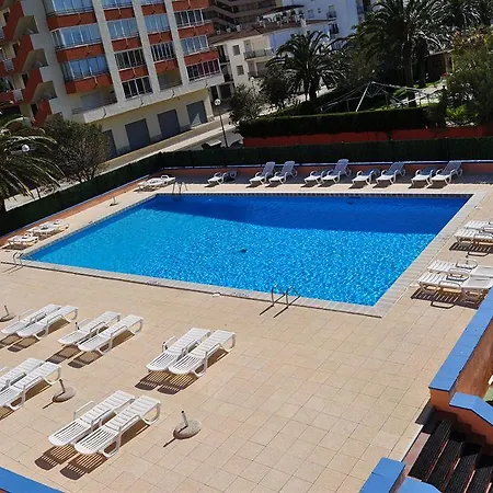 Nautilus Hotel