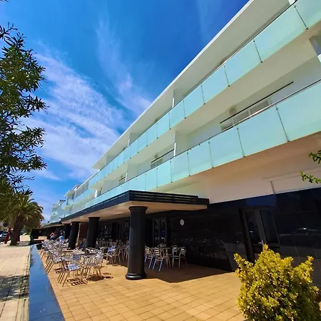 Nautilus Hotel