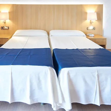 Nautilus Hotel 3*