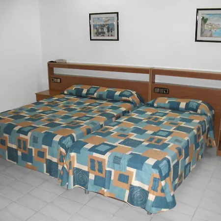 Nautilus Hotel