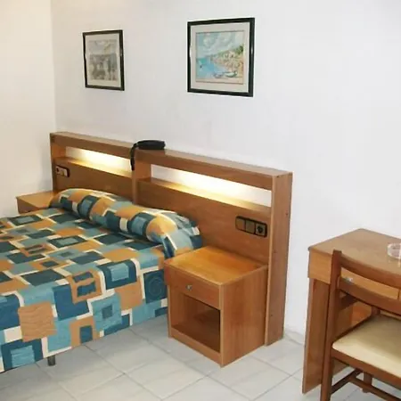 Nautilus Hotel 3*