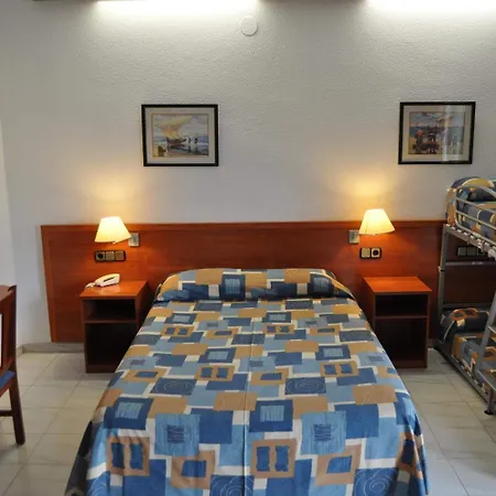 Nautilus Hotel 3*