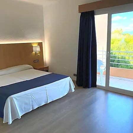 Nautilus Hotel 3*