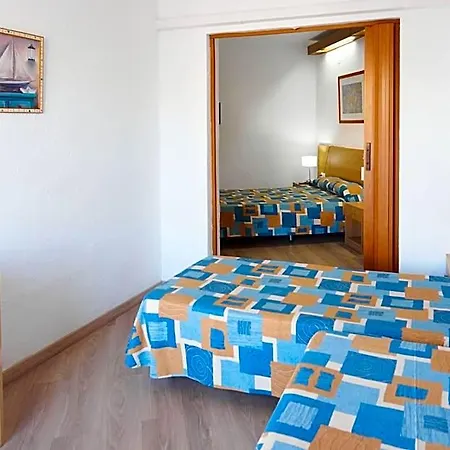 Nautilus Hotel 3*