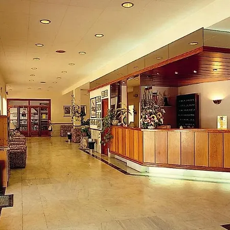 Nautilus Hotel
