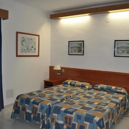 Nautilus 3* Rosas