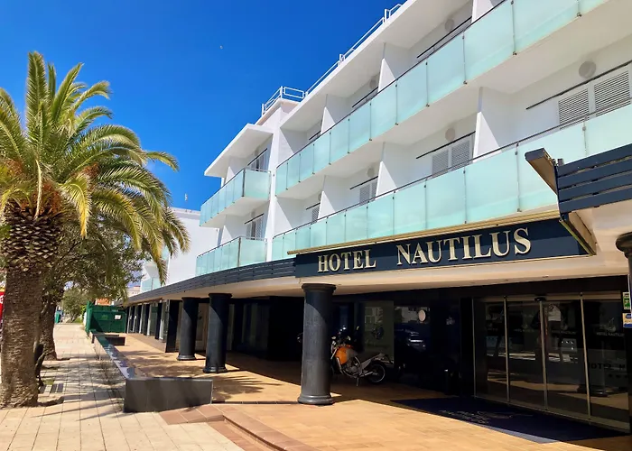 ホテル Nautilus 3*
