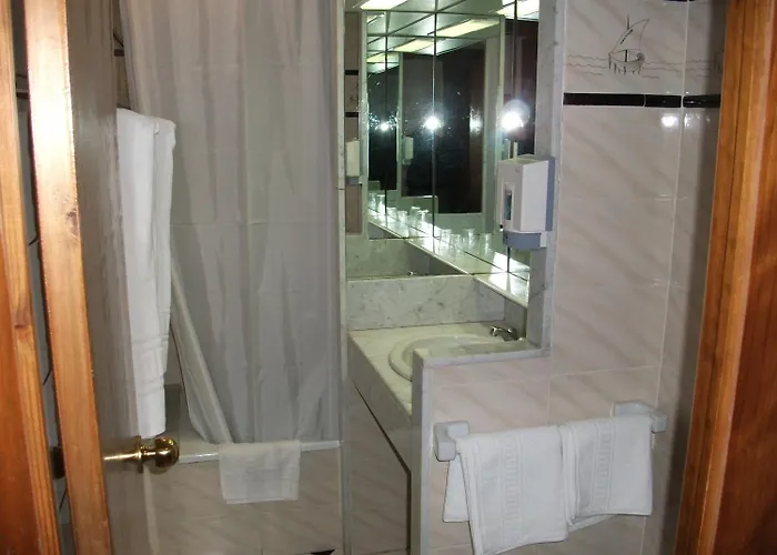 Hotel Nautilus Roses